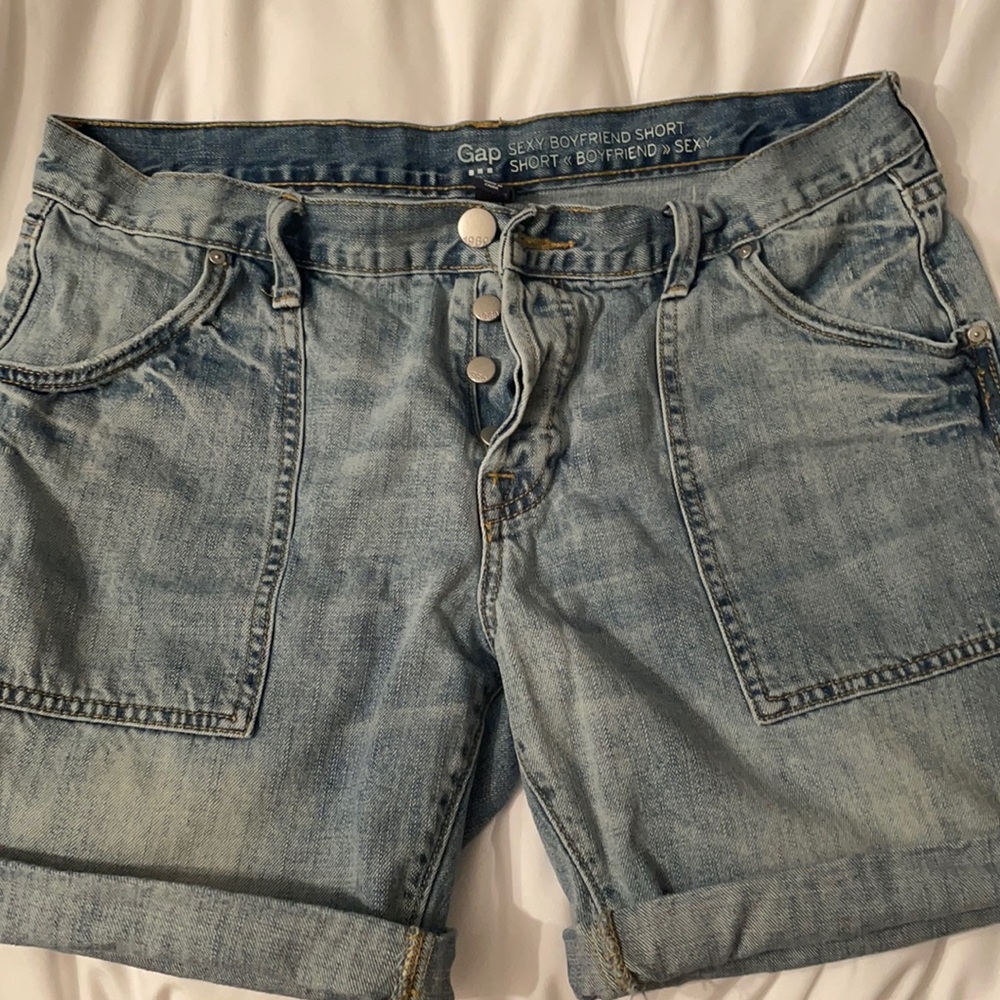 Gap sexy boyfriend shorts